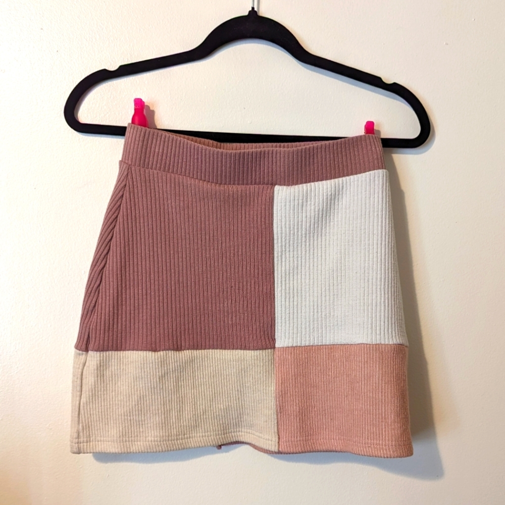 y2k vibes L.A. Hearts color block skirt size small